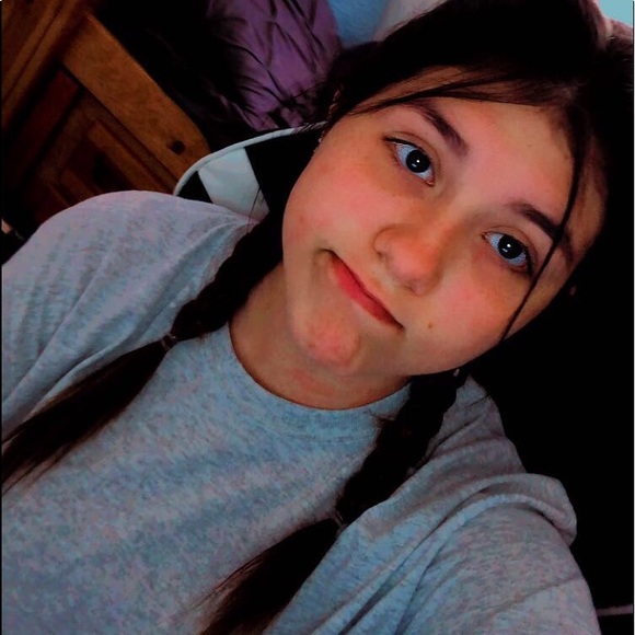 Meet your Posher, Josie - Picture 1 of 1